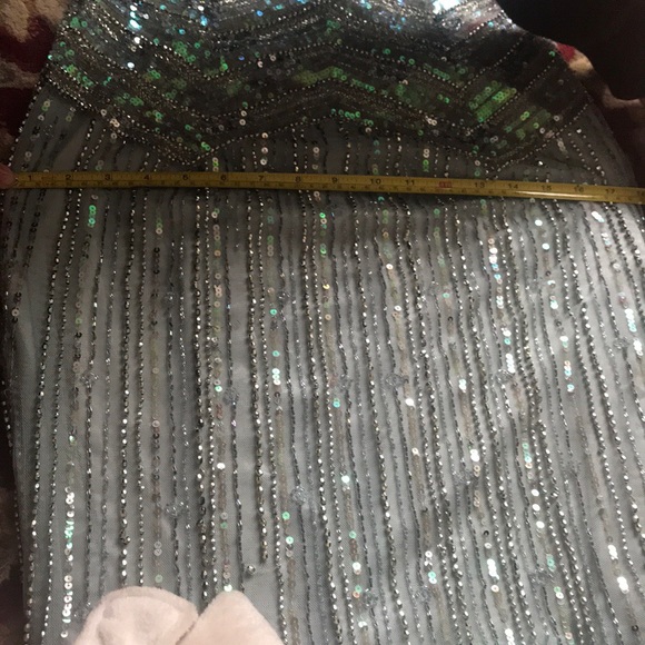 Dress - Picture 7 of 8